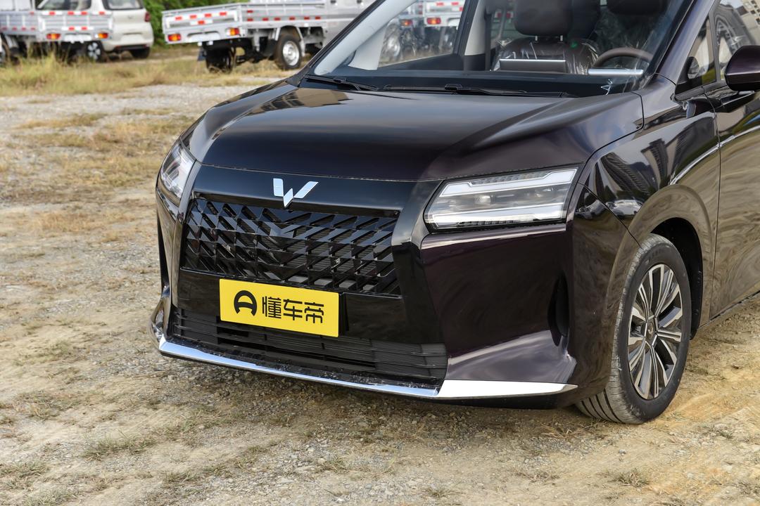 Wuling Starlight 730 PHEV 2026, фото 9