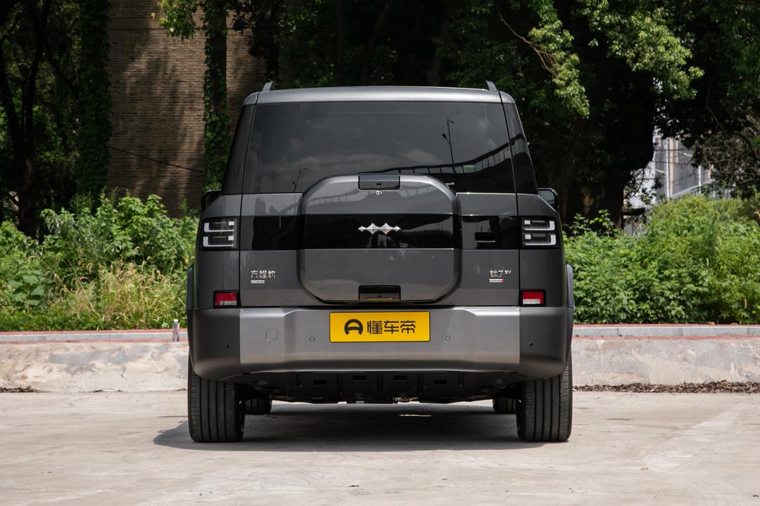 BYD Titan 7 EV 2026, фото 6