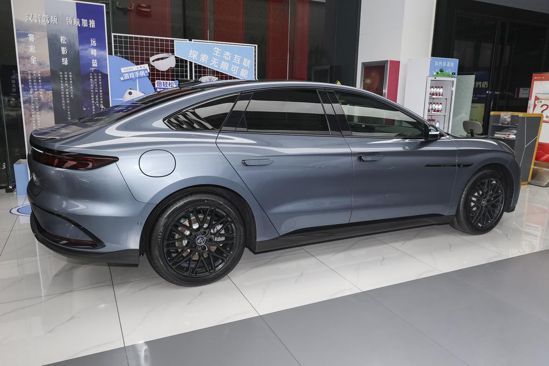 BYD Han DM 2026, фото 6