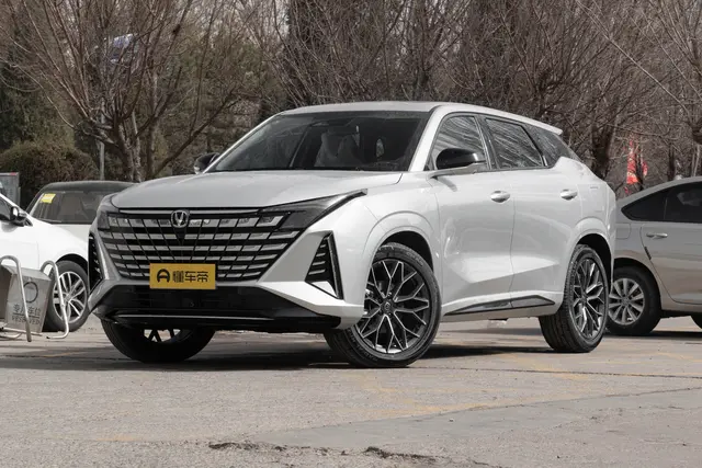 Changan UNI-Z 2026 — купить из Китая под заказ