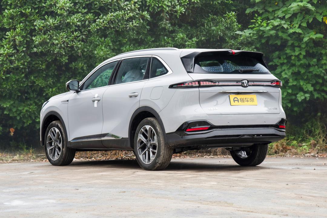 Changan CS75 PLUS 2026, фото 5