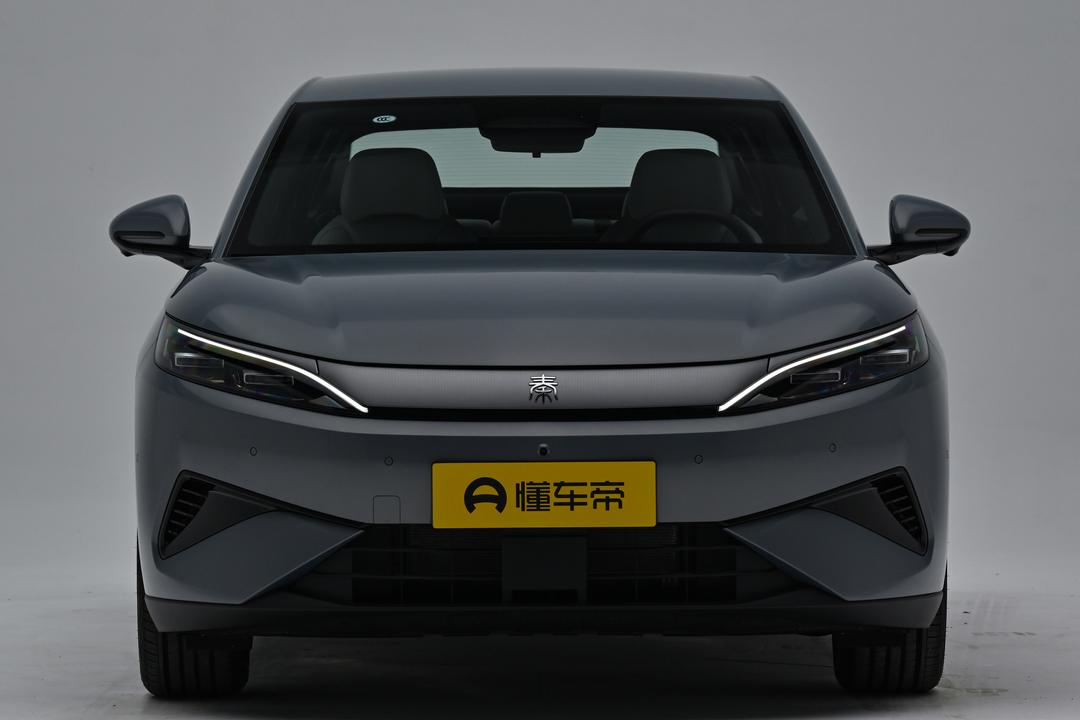 BYD Qin MAX EV 2026, фото 12