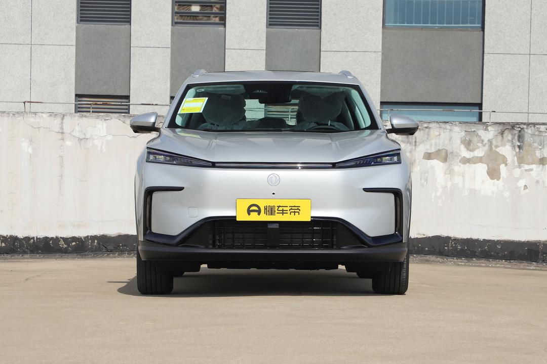 Dongfeng Aeolus L8Y 2026, фото 2