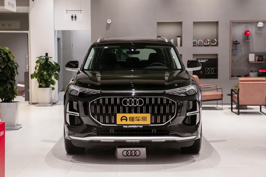 Audi Q6 2026, фото 2