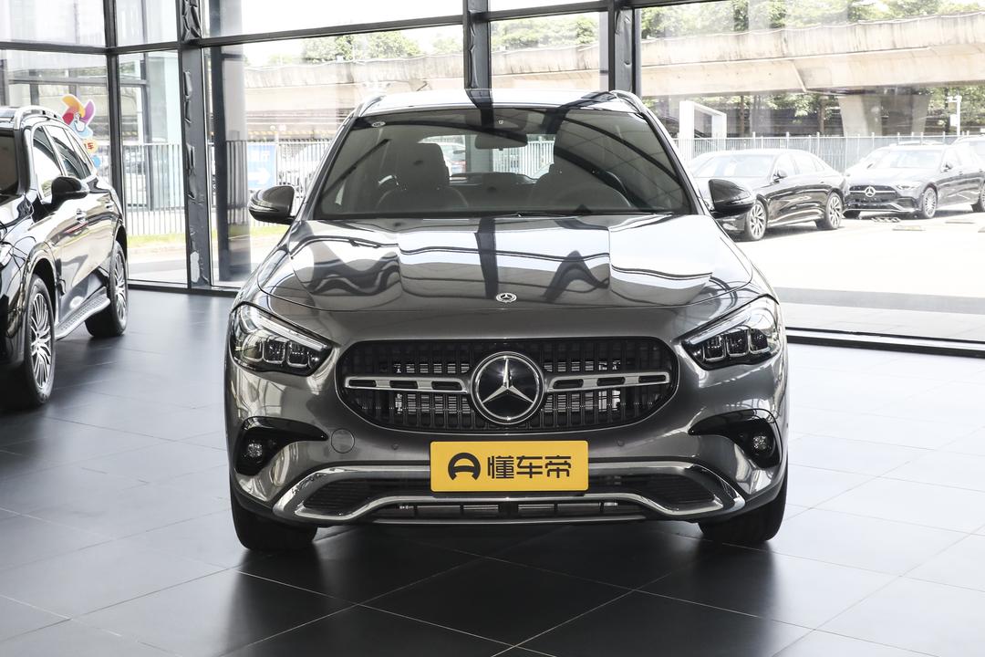 Mercedes-Benz GLA 2026, фото 2