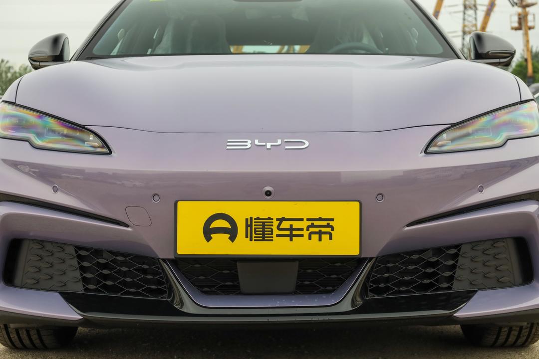 BYD Seal 06 GT 2026, фото 10