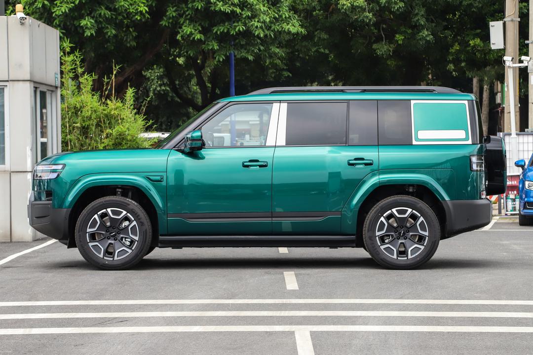 BYD Titan 7 EV 2026, фото 4