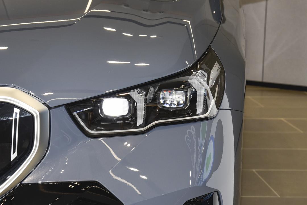 BMW 5 Series 2026, фото 11