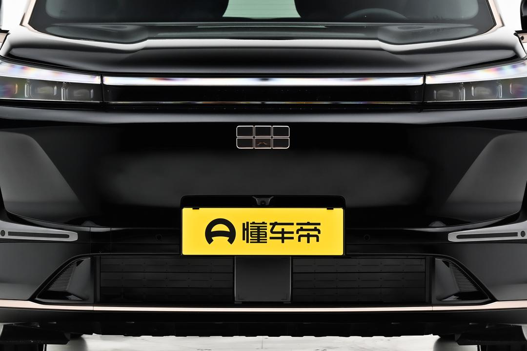 Geely Galaxy M9 2026, фото 10