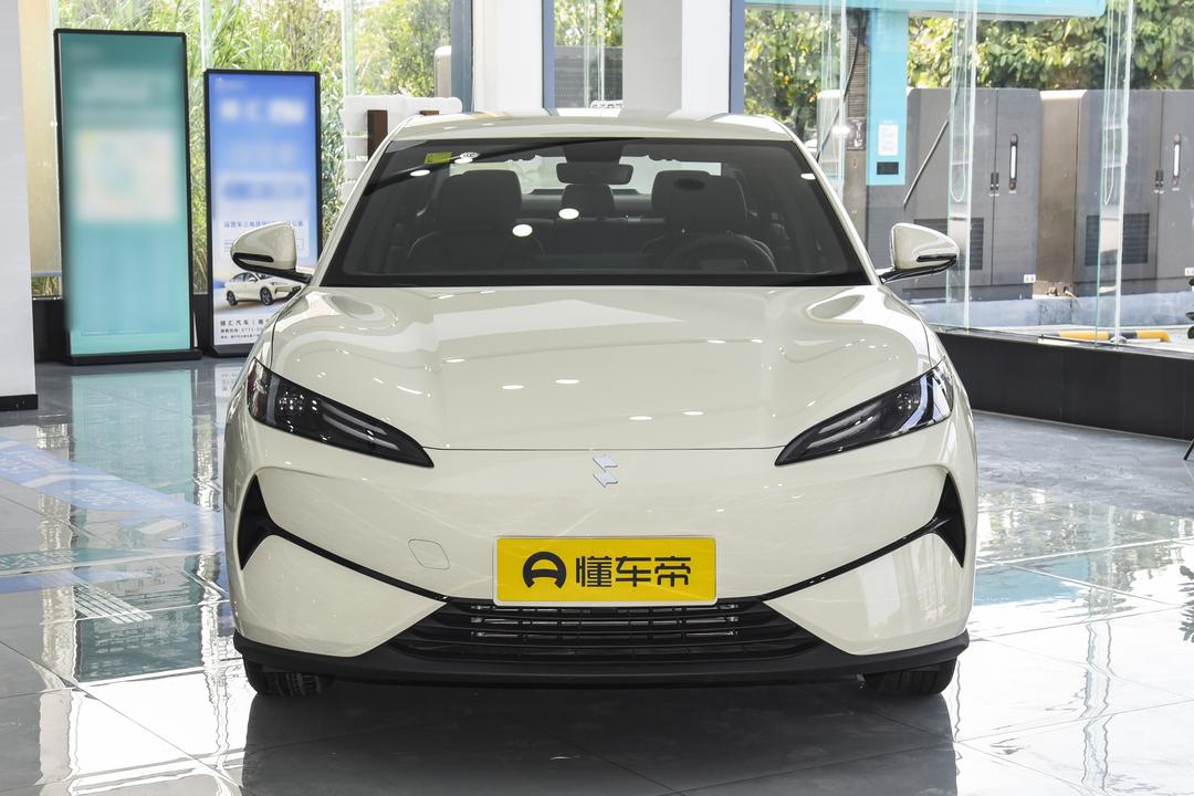 BYD e7 EV 2026, фото 2