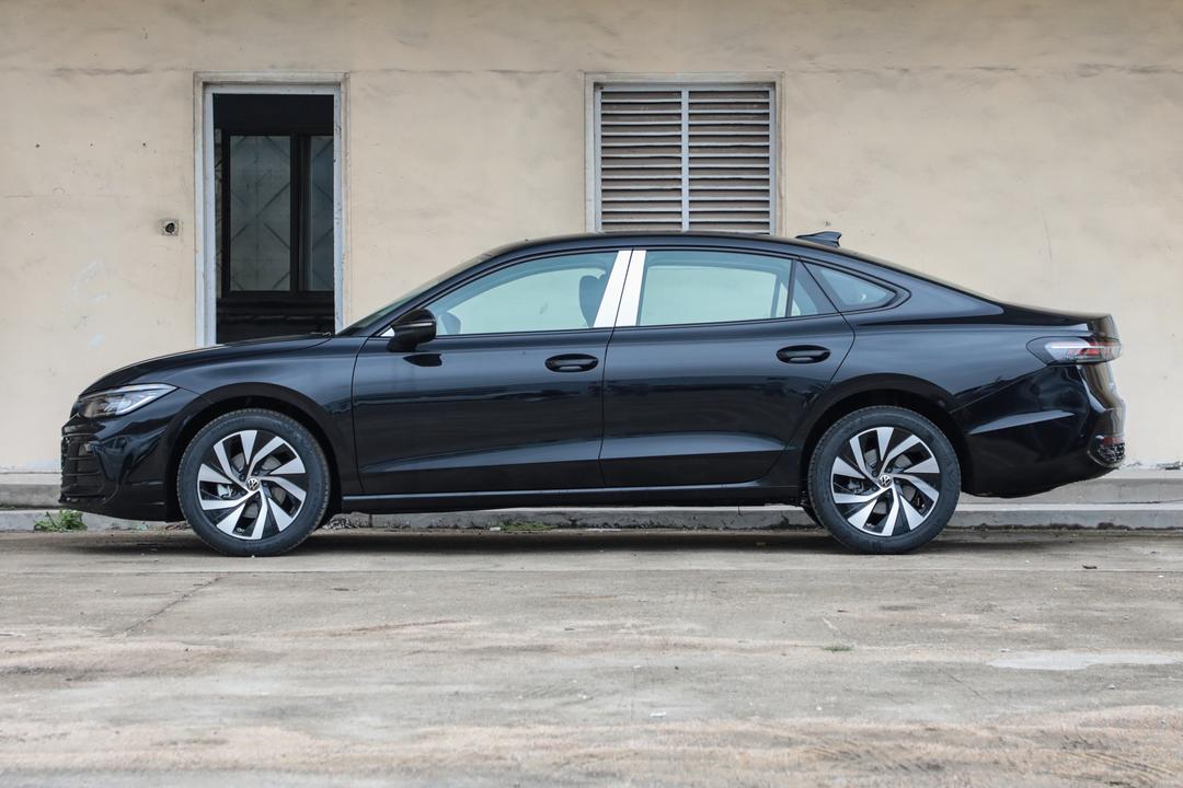Volkswagen Passat 2026, фото 4