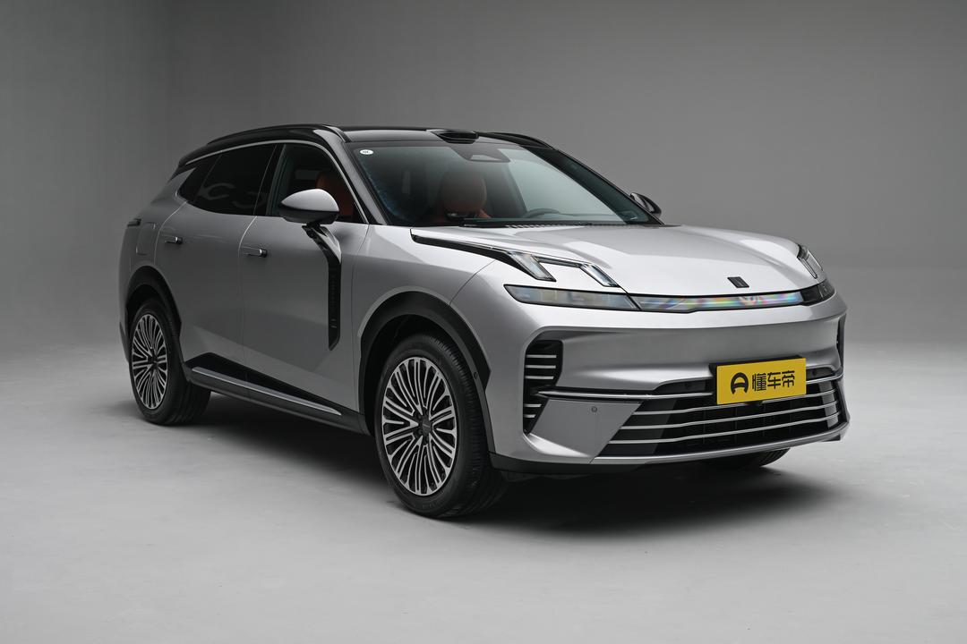 Lynk & Co 08 EM-P 2026, фото 3