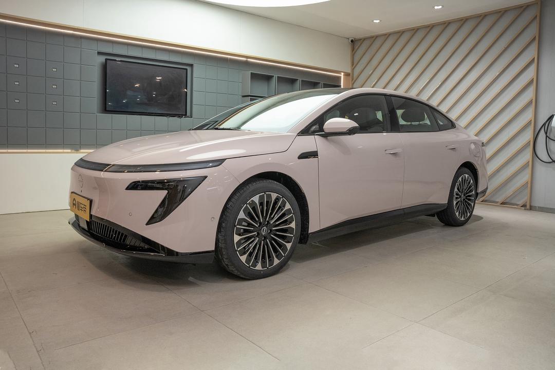 Nissan N7
