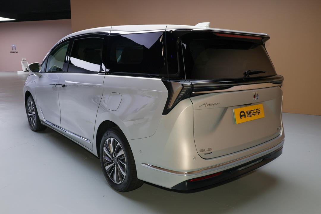 Buick GL8 PHEV 2026, фото 5