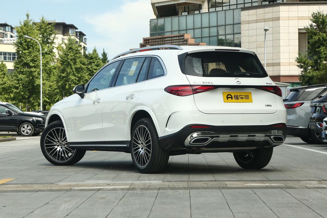 Mercedes-Benz GLC-Class 2026, фото 5