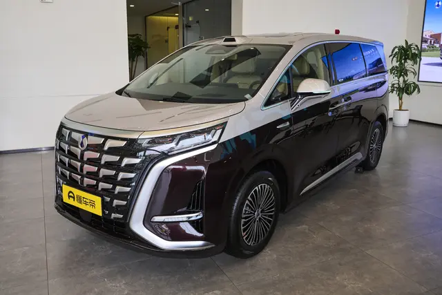 Denza D9 EV 2026 — купить из Китая под заказ