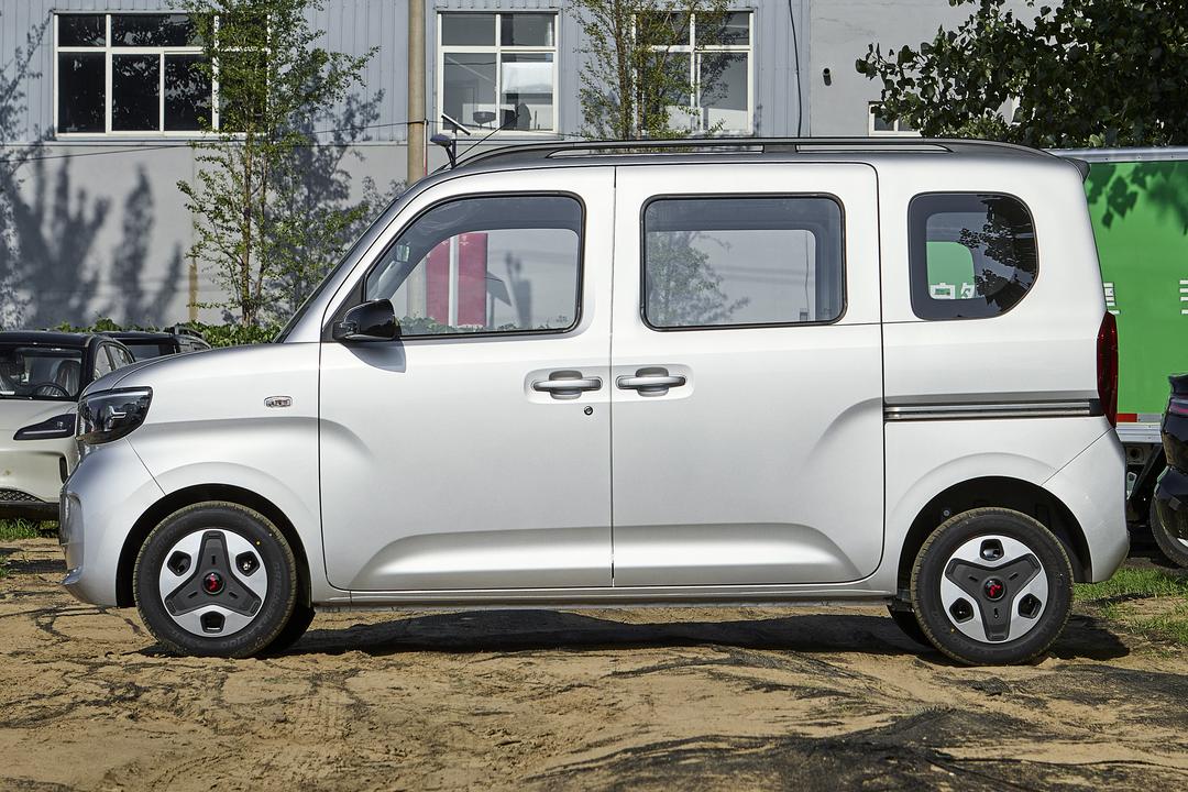 Wuling Zhiguang EV 2026, фото 4