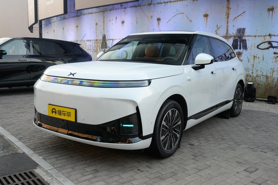 XPeng G9L