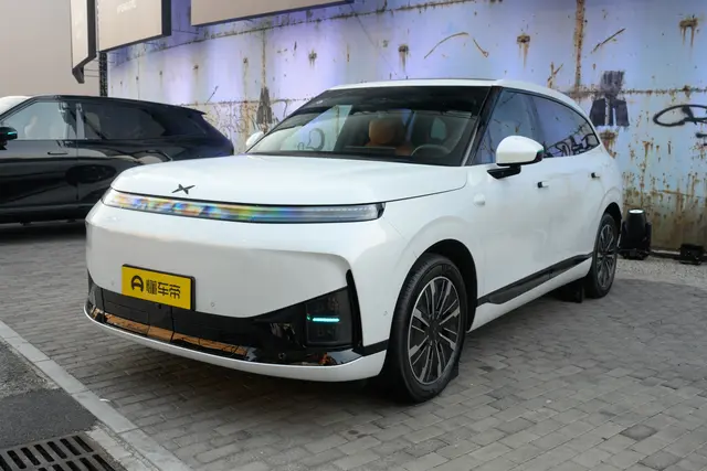 XPeng G9L 2026 — купить из Китая под заказ