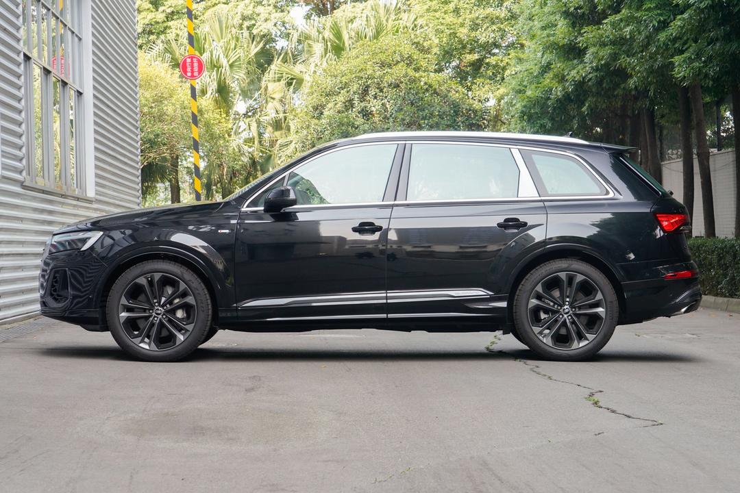 Audi Q7 2026, фото 4