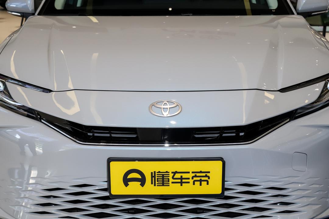 Toyota Camry 2026, фото 10