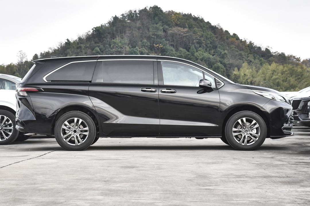 Toyota Sienna 2026, фото 8
