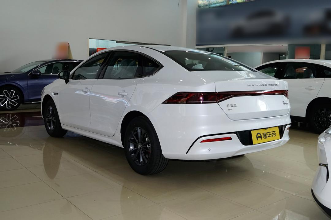 BYD Qin PLUS EV 2026, фото 5
