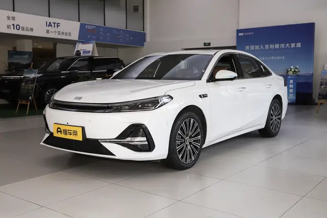 Geely A7 EM 2026 — купить из Китая под заказ