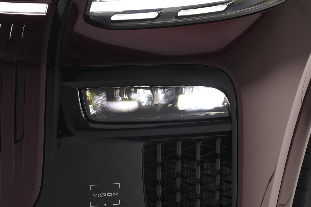 Voyah Taishan X8 PHEV 2026, фото 14