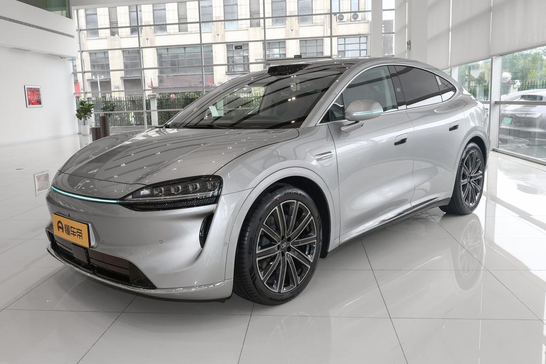 Luxeed R7