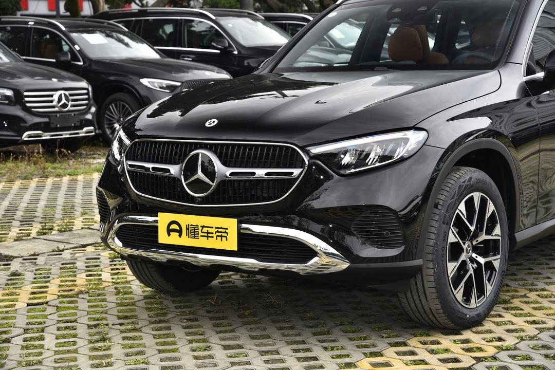 Mercedes-Benz GLC-Class 2026, фото 9