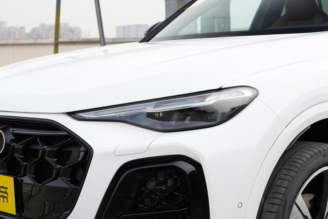 Audi Q5L 2026, фото 13