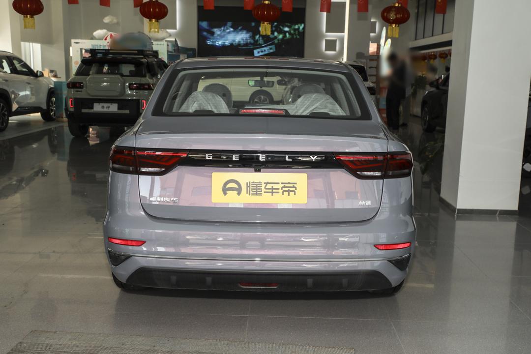 Geely Emgrand 2026, фото 6