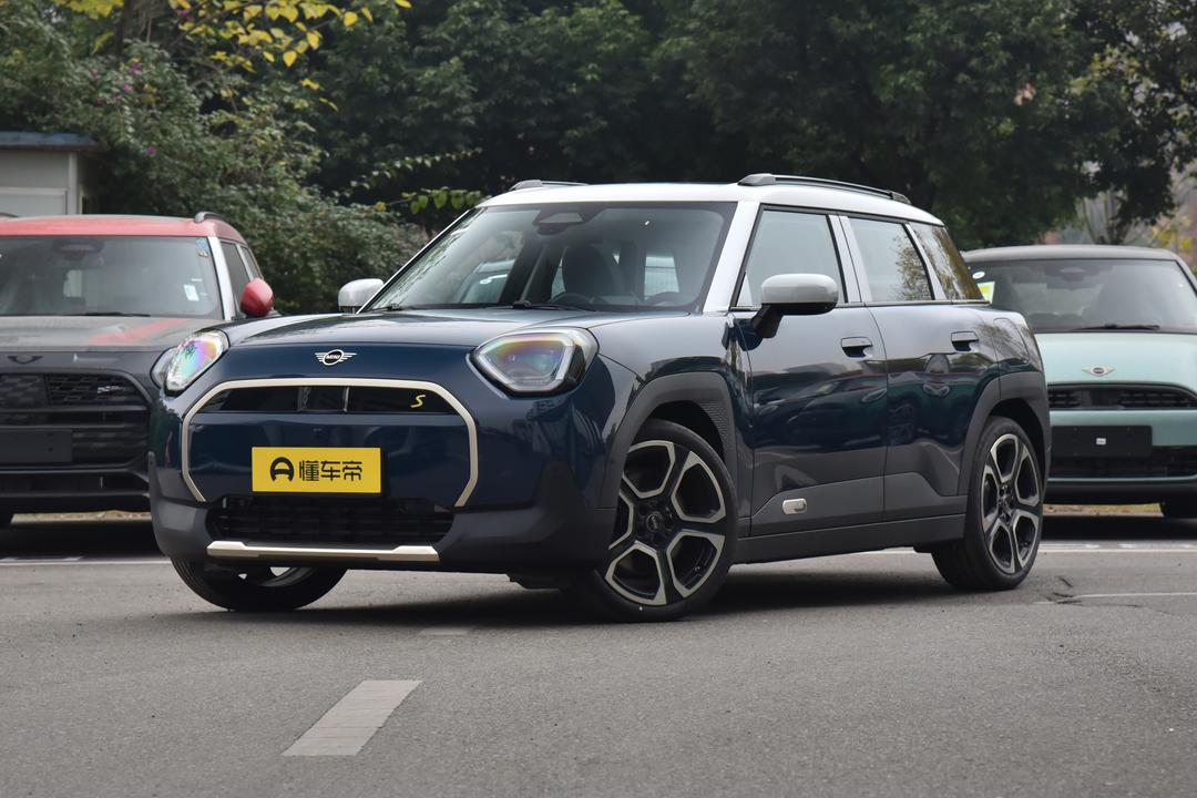 MINI Aceman EV
