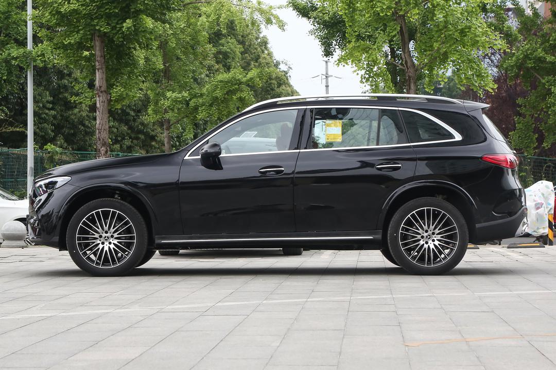 Mercedes-Benz GLC-Class 2026, фото 4