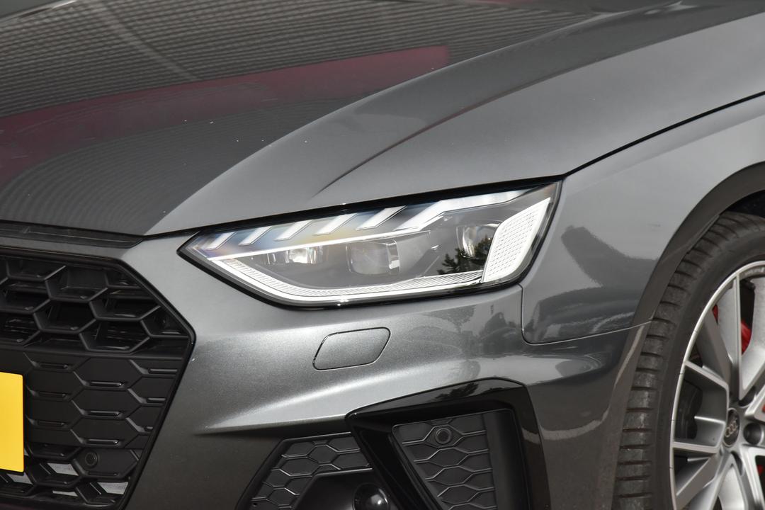 Audi S4 2026, фото 13