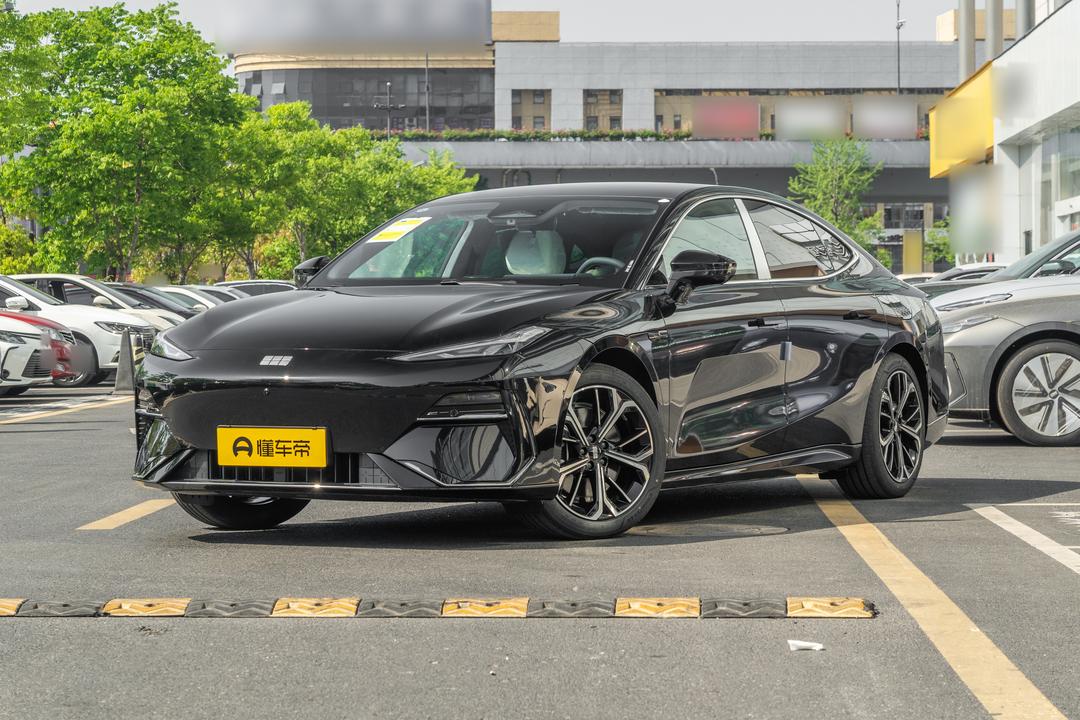 Geely Galaxy E8 2026, фото 1