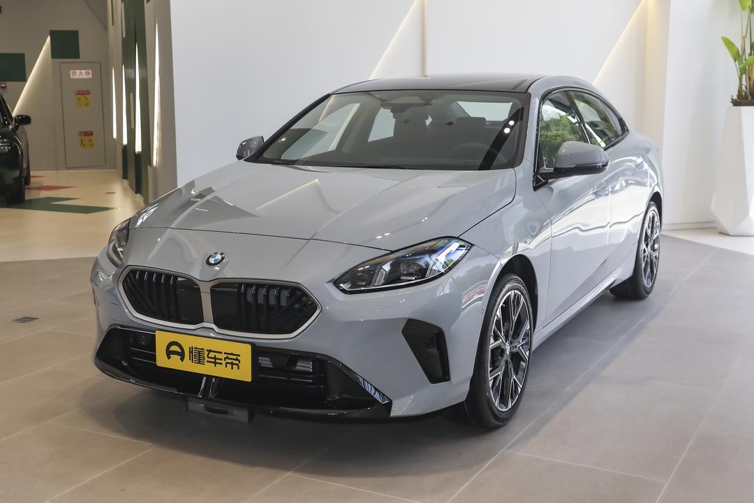 BMW 2 Series 2026, фото 1