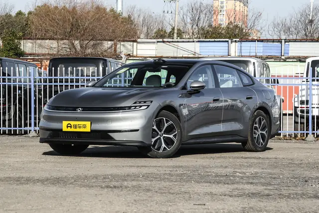 Changan Qiyuan A06 2026 — купить из Китая под заказ