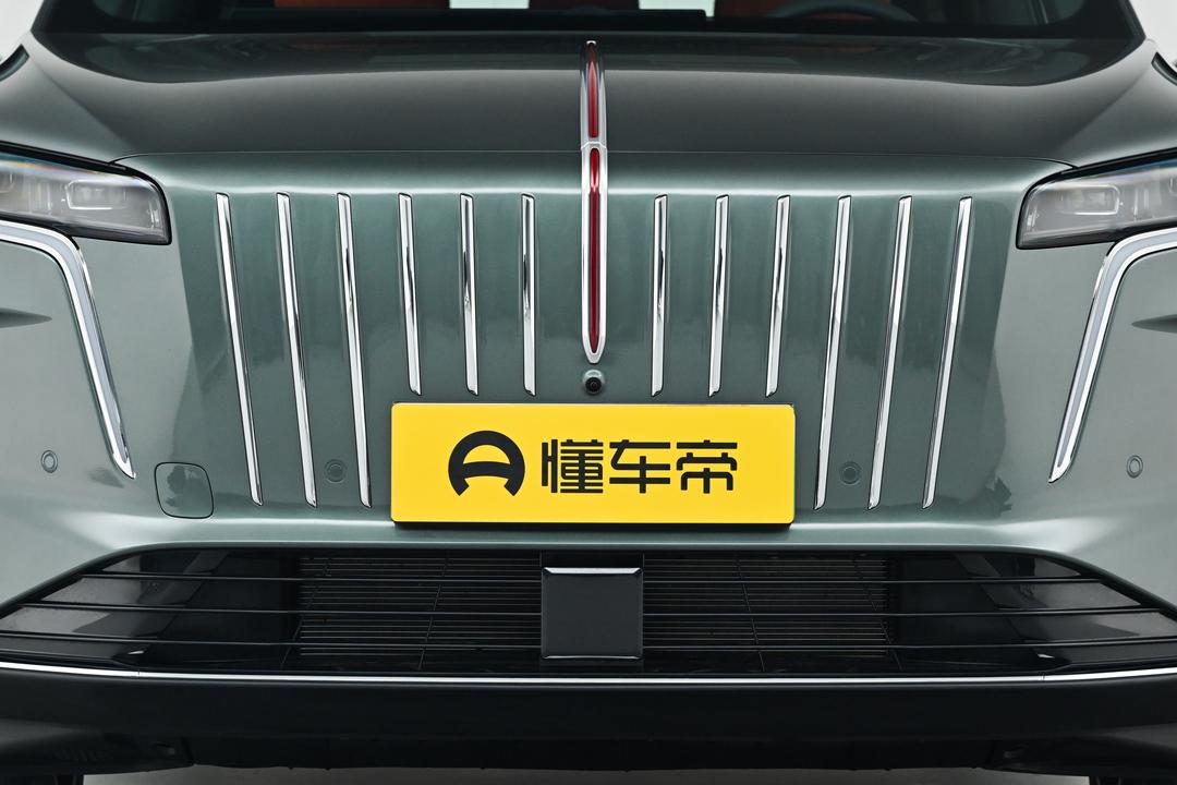 Hongqi HS6 PHEV 2026, фото 10