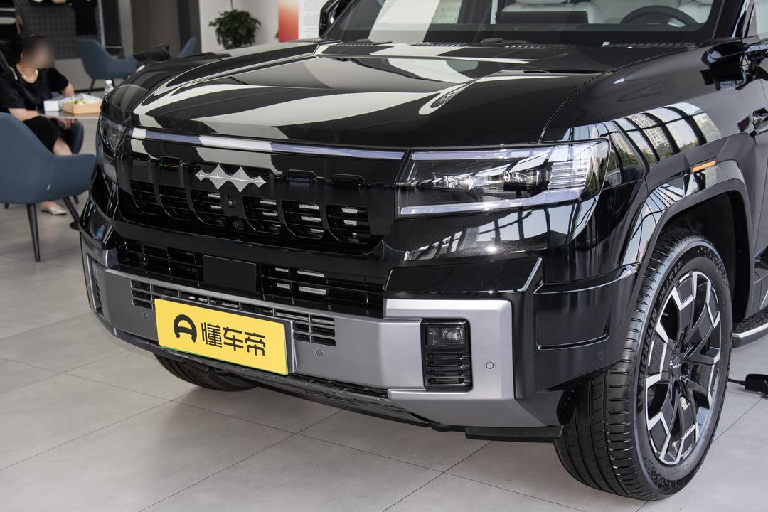 BYD Fangchengbao Leopard 8 2026, фото 9