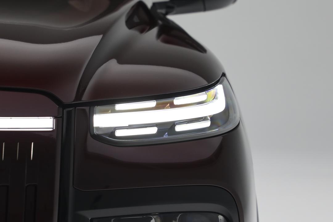 Voyah Taishan X8 PHEV 2026, фото 12