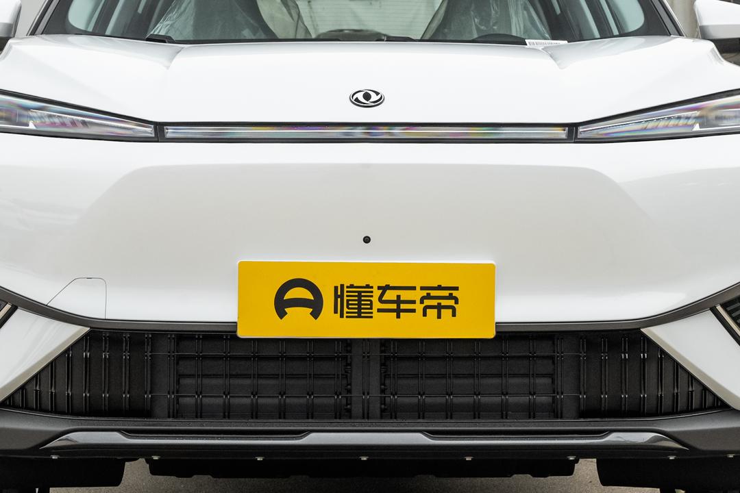 Dongfeng L7 EV 2026, фото 10