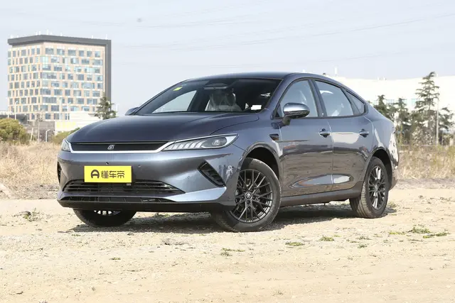 BYD Qin PLUS EV 2026 — купить из Китая под заказ
