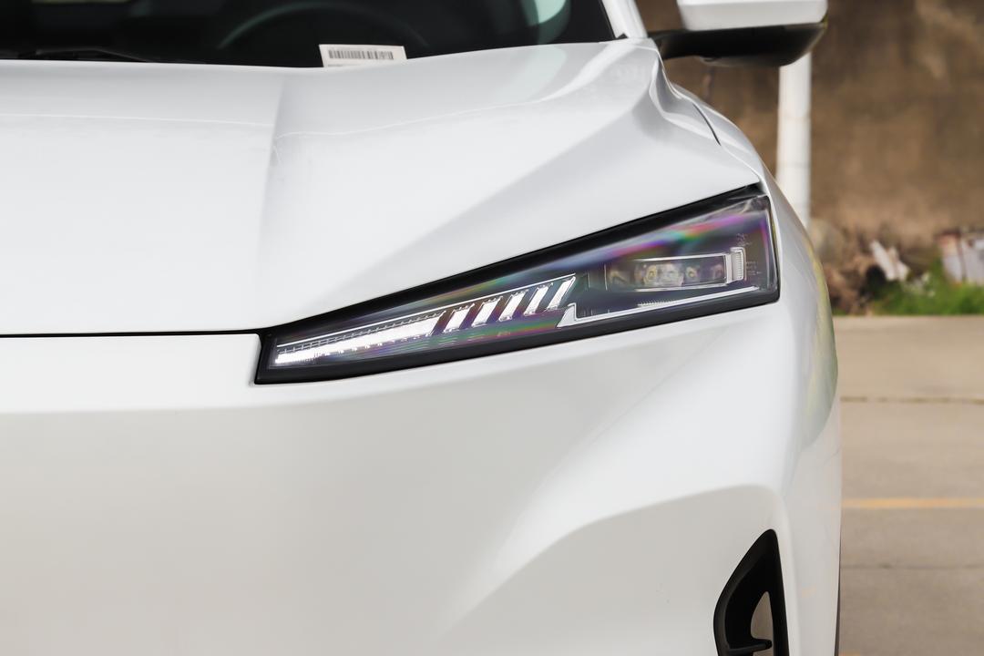 Dongfeng L7 EV 2026, фото 12