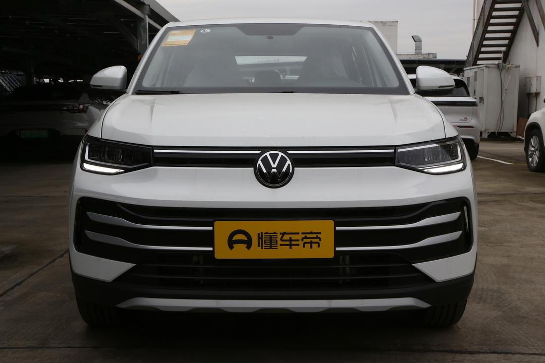 Volkswagen Tharu 2026, фото 12