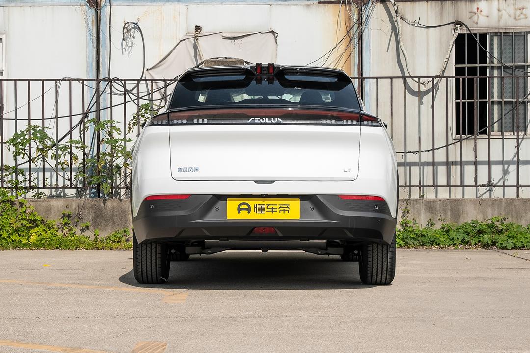 Dongfeng L7 PHEV 2026, фото 6