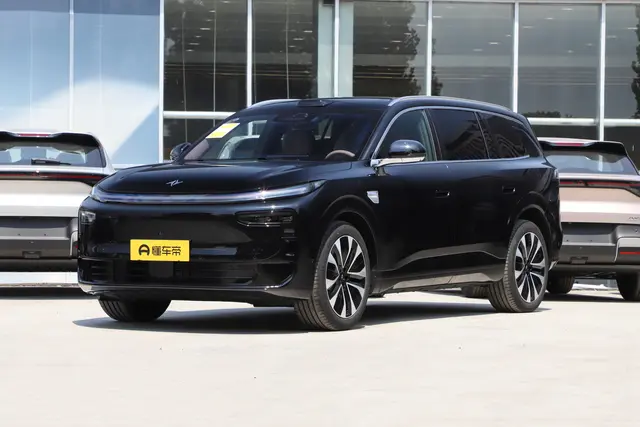 Dongfeng M8 2026 — купить из Китая под заказ