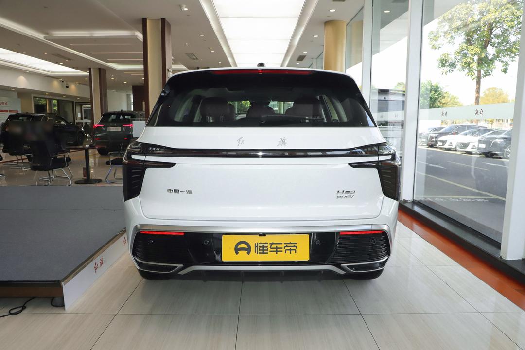 Hongqi HS3 PHEV 2026, фото 6