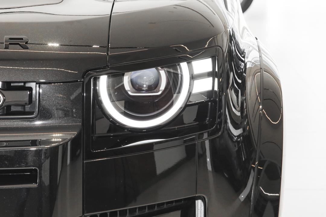 Land Rover Defender 2026, фото 12